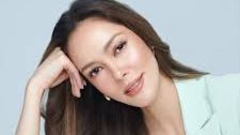 Profil Cathy Sharon dan Perjalanan Kariernya dari Panggung Hiburan ke Dunia Bisnis