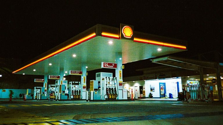 Silang Pendapat Komisi XII DPR di Tengah Isu Ancaman PHK Karyawan SPBU Swasta