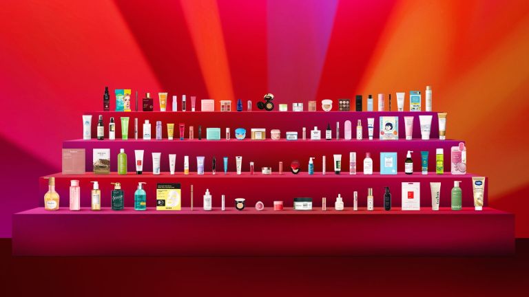 Menelaah Pergeseran Tren Kecantikan di Indonesia dan Peran Sociolla dalam Mendorong Inovasi Industri